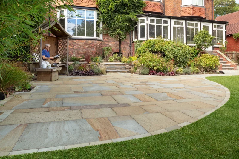 Professional Landscaper Near CM9 8SH | Maldon & Tollesbury Garden Services